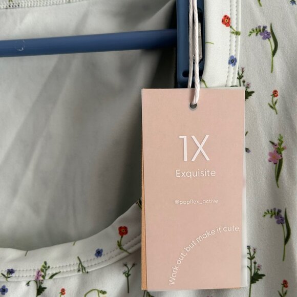 Popflex Your Favorite Reversible Long Sleeve Top in Meadow - Picture 4 of 5